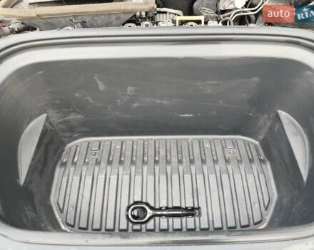 Тесла Model Y 2020 у Буче на Automoto.ua Білий Тесла Model Y, об'ємом двигуна 0 л та пробігом 102 тис. км за 22500 $, фото 11 на Automoto.ua