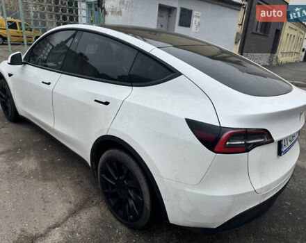 Белый Тесла Model Y, объемом двигателя 0 л и пробегом 120 тыс. км за 20500 $, фото 3 на Automoto.ua