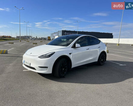 Белый Тесла Model Y, объемом двигателя 0 л и пробегом 84 тыс. км за 14999 $, фото 7 на Automoto.ua
