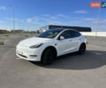 Белый Тесла Model Y, объемом двигателя 0 л и пробегом 84 тыс. км за 14999 $, фото 7 на Automoto.ua