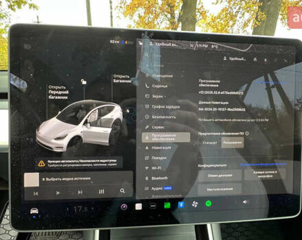 Тесла Model Y 2020 в Житомире на Automoto.ua Белый Тесла Model Y, объемом двигателя 0 л и пробегом 150 тыс. км за 22000 $, фото 5 на Automoto.ua