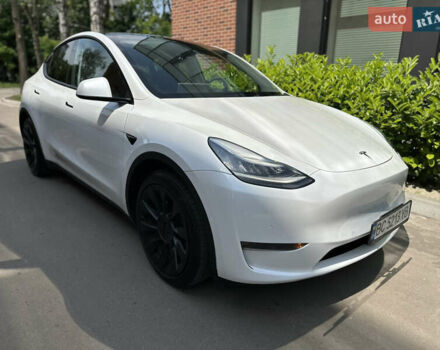 Белый Тесла Model Y, объемом двигателя 0 л и пробегом 53 тыс. км за 23500 $, фото 27 на Automoto.ua
