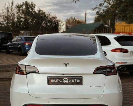 Белый Тесла Model Y, объемом двигателя 0 л и пробегом 15 тыс. км за 21000 $, фото 4 на Automoto.ua