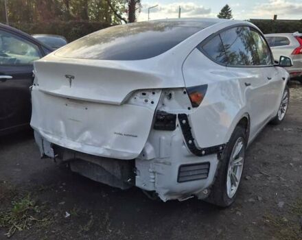 Белый Тесла Model Y, объемом двигателя 0 л и пробегом 185 тыс. км за 16900 $, фото 8 на Automoto.ua