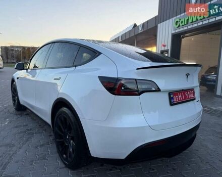 Белый Тесла Model Y, объемом двигателя 0 л и пробегом 132 тыс. км за 20800 $, фото 11 на Automoto.ua