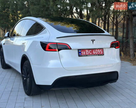 Белый Тесла Model Y, объемом двигателя 0 л и пробегом 118 тыс. км за 21700 $, фото 54 на Automoto.ua