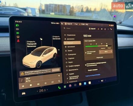 Белый Тесла Model Y, объемом двигателя 0 л и пробегом 132 тыс. км за 20800 $, фото 97 на Automoto.ua