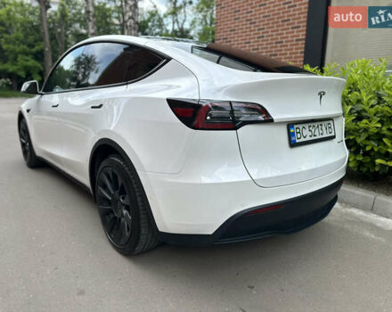 Белый Тесла Model Y, объемом двигателя 0 л и пробегом 53 тыс. км за 23500 $, фото 14 на Automoto.ua