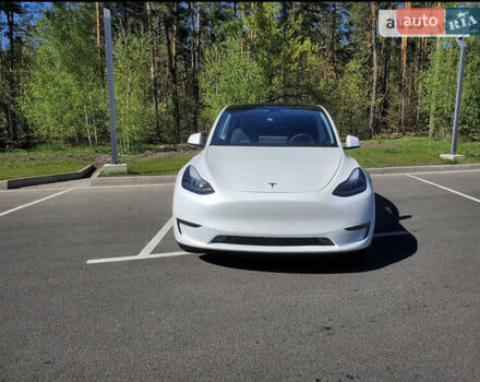 Тесла Model Y 2020 в Киеве на Automoto.ua Белый Тесла Model Y, объемом двигателя 0 л и пробегом 9 тыс. км за 33333 $, фото 7 на Automoto.ua