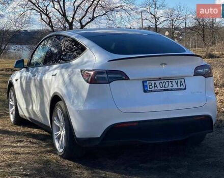 Белый Тесла Model Y, объемом двигателя 0 л и пробегом 30 тыс. км за 35000 $, фото 3 на Automoto.ua