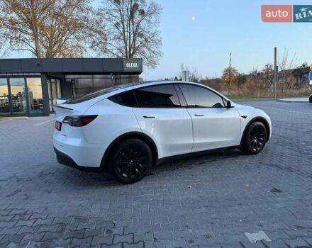 Белый Тесла Model Y, объемом двигателя 0 л и пробегом 132 тыс. км за 20800 $, фото 123 на Automoto.ua