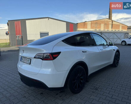 Белый Тесла Model Y, объемом двигателя 0 л и пробегом 110 тыс. км за 21500 $, фото 4 на Automoto.ua
