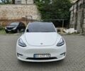 Белый Тесла Model Y, объемом двигателя 0 л и пробегом 74 тыс. км за 23000 $, фото 1 на Automoto.ua