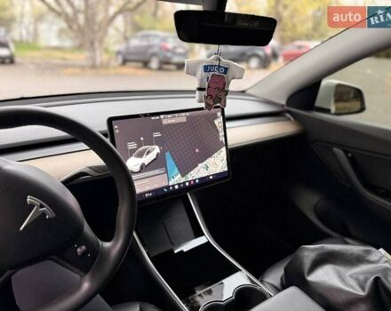 Белый Тесла Model Y, объемом двигателя 0 л и пробегом 28 тыс. км за 26300 $, фото 6 на Automoto.ua