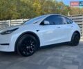 Белый Тесла Model Y, объемом двигателя 0 л и пробегом 80 тыс. км за 25299 $, фото 1 на Automoto.ua