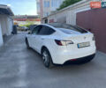 Белый Тесла Model Y, объемом двигателя 0 л и пробегом 114 тыс. км за 24000 $, фото 3 на Automoto.ua