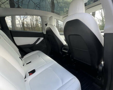 Білий Тесла Model Y, об'ємом двигуна 0 л та пробігом 88 тис. км за 38800 $, фото 8 на Automoto.ua