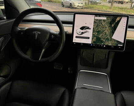 Белый Тесла Model Y, объемом двигателя 0 л и пробегом 75 тыс. км за 25550 $, фото 11 на Automoto.ua