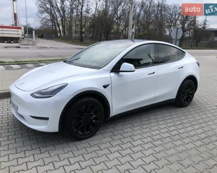 Белый Тесла Model Y, объемом двигателя 0 л и пробегом 51 тыс. км за 26000 $, фото 7 на Automoto.ua