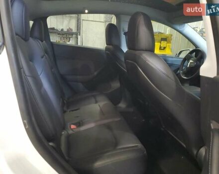 Білий Тесла Model Y, об'ємом двигуна 0 л та пробігом 134 тис. км за 9200 $, фото 10 на Automoto.ua