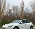 Белый Тесла Model Y, объемом двигателя 0 л и пробегом 59 тыс. км за 22400 $, фото 1 на Automoto.ua