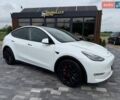 Білий Тесла Model Y, об'ємом двигуна 0 л та пробігом 120 тис. км за 21999 $, фото 1 на Automoto.ua