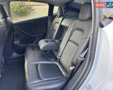 Белый Тесла Model Y, объемом двигателя 0 л и пробегом 110 тыс. км за 21700 $, фото 19 на Automoto.ua