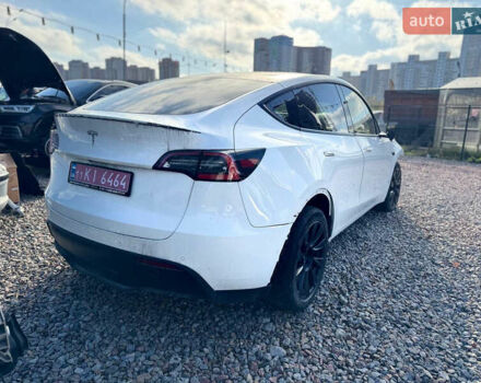 Білий Тесла Model Y, об'ємом двигуна 0 л та пробігом 70 тис. км за 14300 $, фото 5 на Automoto.ua
