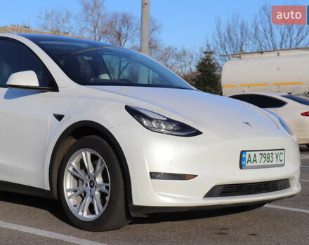 Белый Тесла Model Y, объемом двигателя 0 л и пробегом 162 тыс. км за 22500 $, фото 5 на Automoto.ua