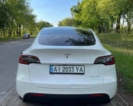 Белый Тесла Model Y, объемом двигателя 0 л и пробегом 80 тыс. км за 38000 $, фото 3 на Automoto.ua