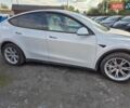 Белый Тесла Model Y, объемом двигателя 0 л и пробегом 185 тыс. км за 16900 $, фото 9 на Automoto.ua