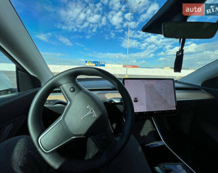Белый Тесла Model Y, объемом двигателя 0 л и пробегом 84 тыс. км за 14999 $, фото 20 на Automoto.ua