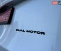Белый Тесла Model Y, объемом двигателя 0 л и пробегом 132 тыс. км за 20800 $, фото 36 на Automoto.ua