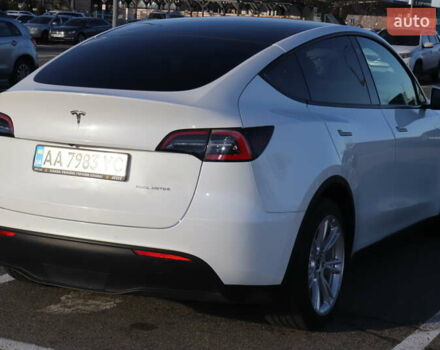 Белый Тесла Model Y, объемом двигателя 0 л и пробегом 162 тыс. км за 22500 $, фото 35 на Automoto.ua