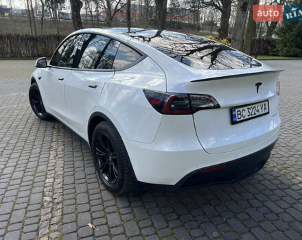 Білий Тесла Model Y, об'ємом двигуна 0 л та пробігом 88 тис. км за 38800 $, фото 6 на Automoto.ua