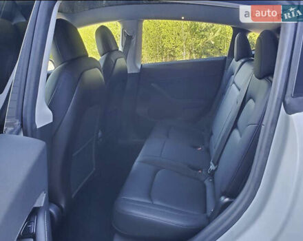 Тесла Model Y 2020 в Киеве на Automoto.ua Белый Тесла Model Y, объемом двигателя 0 л и пробегом 9 тыс. км за 33333 $, фото 42 на Automoto.ua