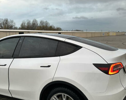 Белый Тесла Model Y, объемом двигателя 0 л и пробегом 85 тыс. км за 22000 $, фото 4 на Automoto.ua