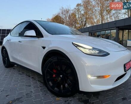 Белый Тесла Model Y, объемом двигателя 0 л и пробегом 132 тыс. км за 20800 $, фото 132 на Automoto.ua