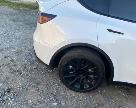 Белый Тесла Model Y, объемом двигателя 0 л и пробегом 21 тыс. км за 19500 $, фото 19 на Automoto.ua