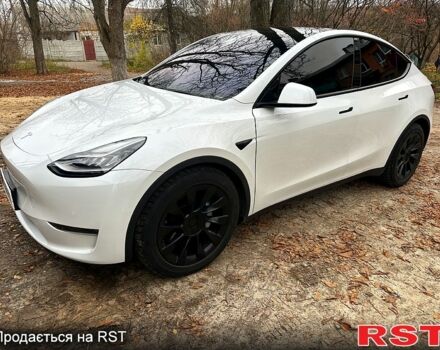 Белый Тесла Model Y, объемом двигателя 0 л и пробегом 0 тыс. км за 23500 $, фото 4 на Automoto.ua