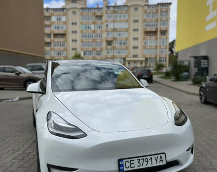 Белый Тесла Model Y, объемом двигателя 0 л и пробегом 65 тыс. км за 22999 $, фото 1 на Automoto.ua