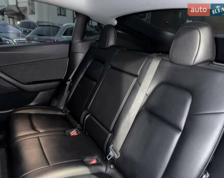 Белый Тесла Model Y, объемом двигателя 0 л и пробегом 128 тыс. км за 22600 $, фото 54 на Automoto.ua