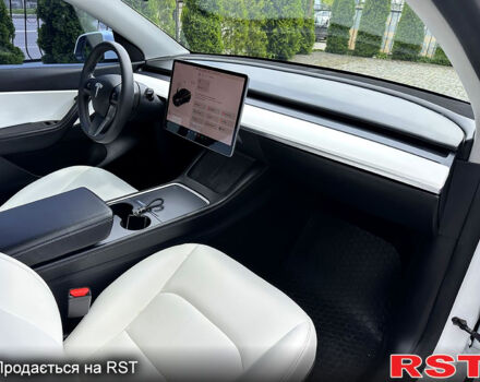 Белый Тесла Model Y, объемом двигателя 0.26 л и пробегом 80 тыс. км за 21500 $, фото 7 на Automoto.ua