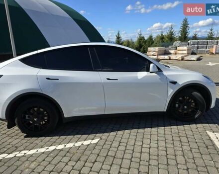 Білий Тесла Model Y, об'ємом двигуна 0 л та пробігом 109 тис. км за 22000 $, фото 60 на Automoto.ua