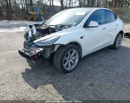 Белый Тесла Model Y, объемом двигателя 0 л и пробегом 102 тыс. км за 15700 $, фото 2 на Automoto.ua