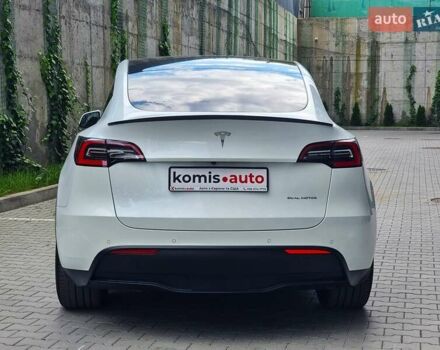 Белый Тесла Model Y, объемом двигателя 0 л и пробегом 98 тыс. км за 23699 $, фото 4 на Automoto.ua