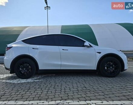 Білий Тесла Model Y, об'ємом двигуна 0 л та пробігом 109 тис. км за 22000 $, фото 31 на Automoto.ua