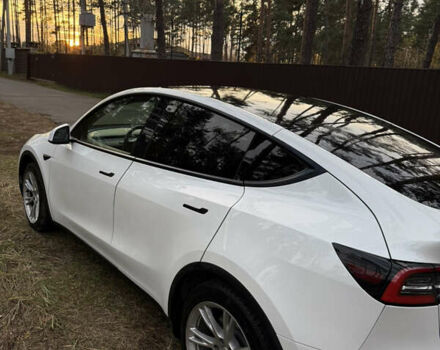 Белый Тесла Model Y, объемом двигателя 0 л и пробегом 141 тыс. км за 20900 $, фото 1 на Automoto.ua