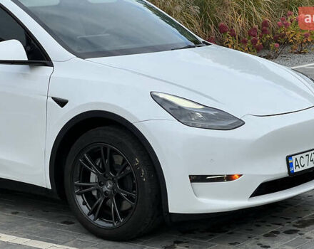 Тесла Model Y 2021 в Луцке на Automoto.ua Белый Тесла Model Y, объемом двигателя 0 л и пробегом 69 тыс. км за 22400 $, фото 3 на Automoto.ua