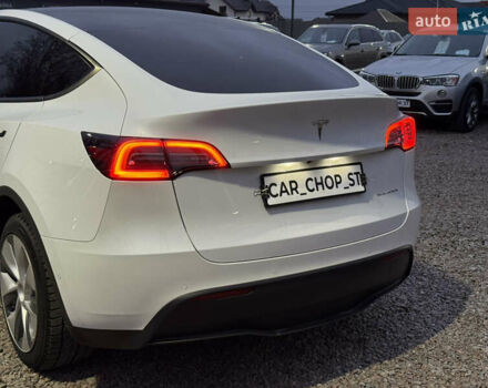 Белый Тесла Model Y, объемом двигателя 0 л и пробегом 128 тыс. км за 22600 $, фото 14 на Automoto.ua
